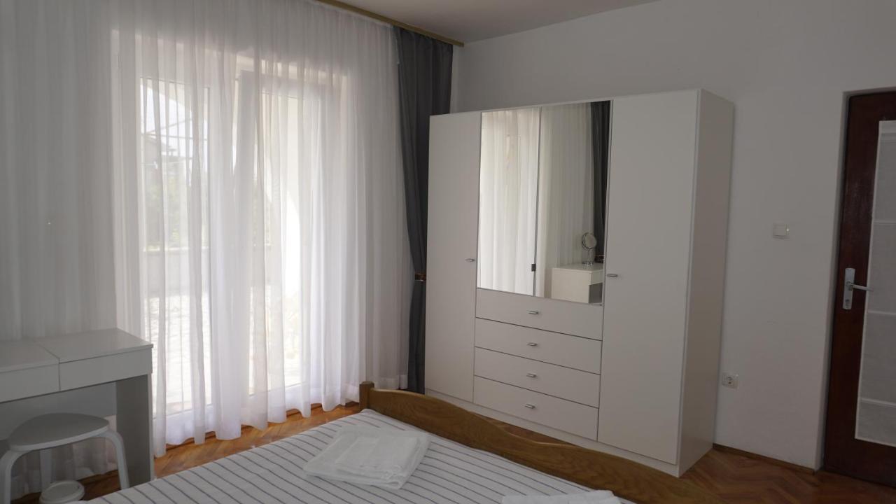 Apartment Zuza Krk كرك المظهر الخارجي الصورة